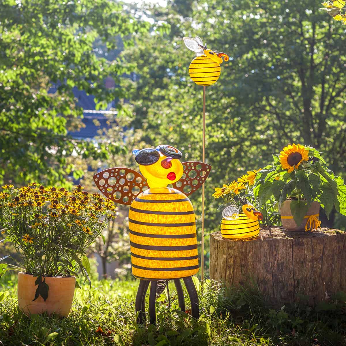 Bumble Bee Decorative Stake Lights - Outdoor Decoration, Lawn