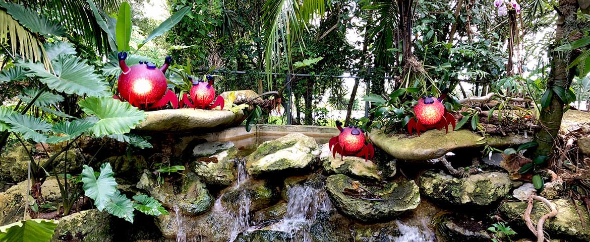 CRUSTY - Borowski Glass Art in Flamingo Gardens